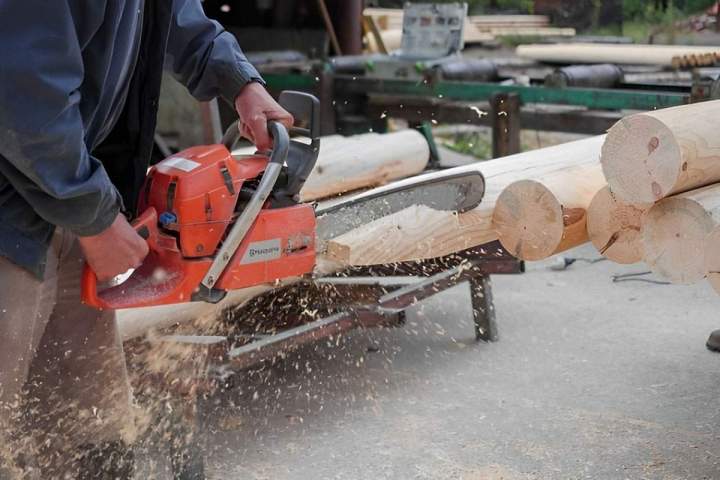 Sciage de bois sur mesure Lusse