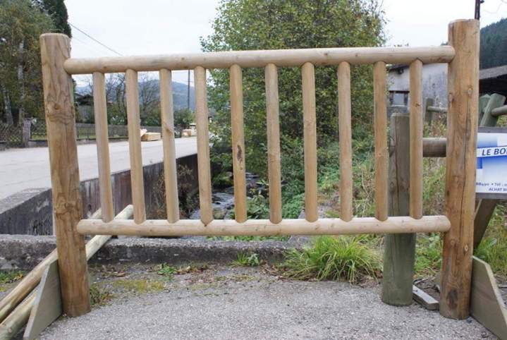 Accessoires en bois en autoclave Lusse