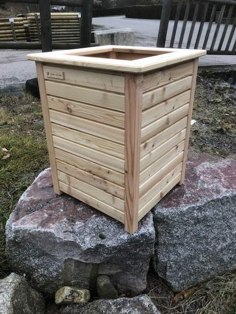 Fabricant de bordures en rondins Lusse